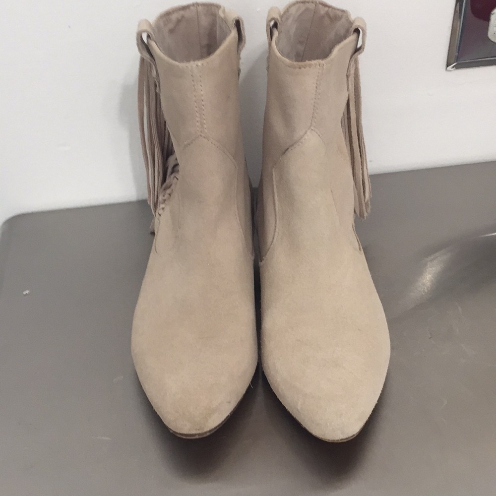 Zara basic collection❄️cream suede fringed booties